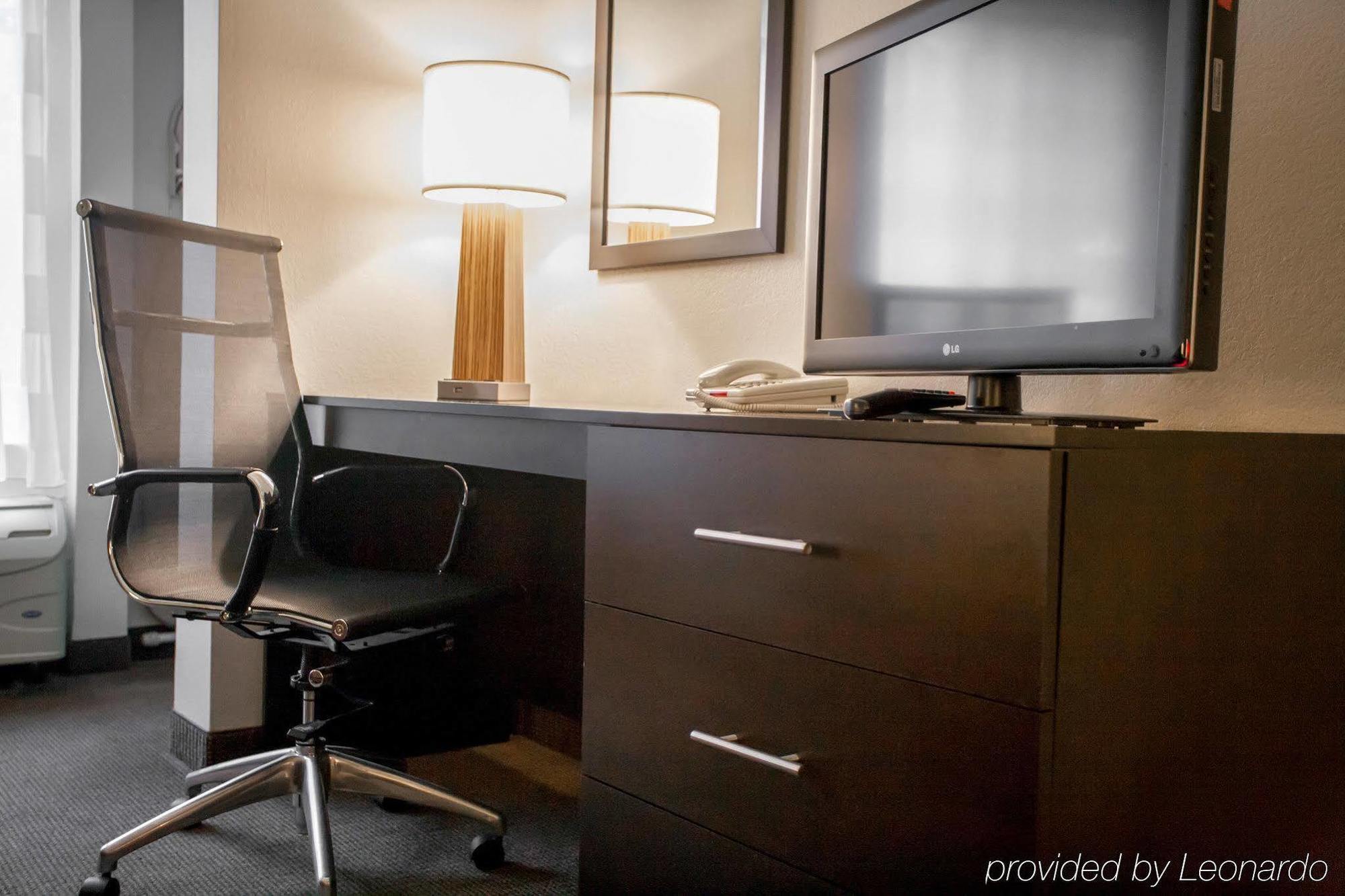 Sleep Inn & Suites Metairie Bagian luar foto